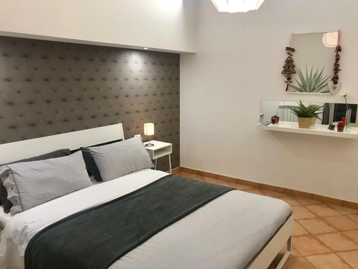 Holidays Home Sereleo Santa Venerina Εξωτερικό φωτογραφία